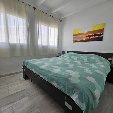 Torroxcostaholiday Апартаменты *